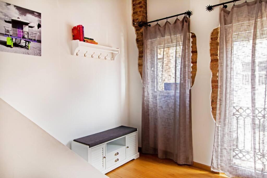 Apartamento Con Terraza Privada Cerca De La Playa Валенсія Екстер'єр фото